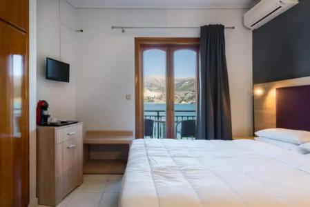 Aggelos Kefalonia - 6