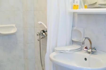 Aggelos Kefalonia - 10