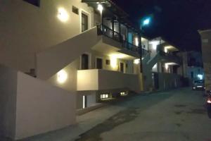 Arellis Apart-hotel, Afitos