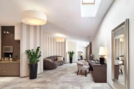 Metropolitan Boutique - 6