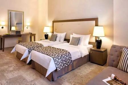 Metropolitan Boutique - 36