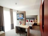 Extra large room