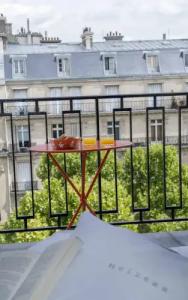 Suites & Hôtel Helzear Champs-Elysées - 13