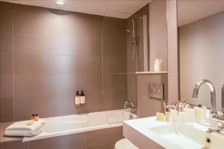 Suites & Hôtel Helzear Champs-Elysées - 39