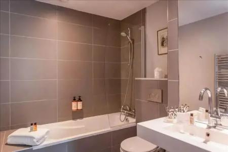 Suites & Hôtel Helzear Champs-Elysées - 48