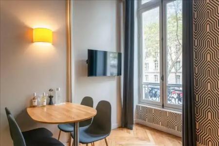 Suites & Hôtel Helzear Champs-Elysées - 38