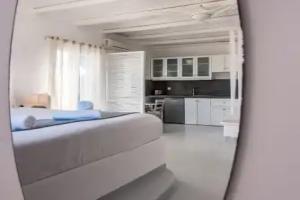 Perla Suites, Apollonia