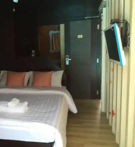 Retro Box Chumphon - 2