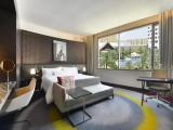 Executive room with city view