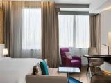 Standard Club room with pool view