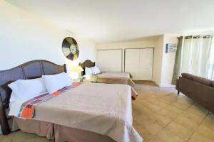 Bonita Beach & Tennis Condo, Bonita Springs