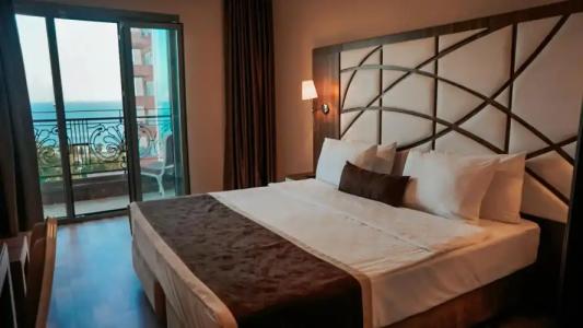 The Grand Mira Business - 41