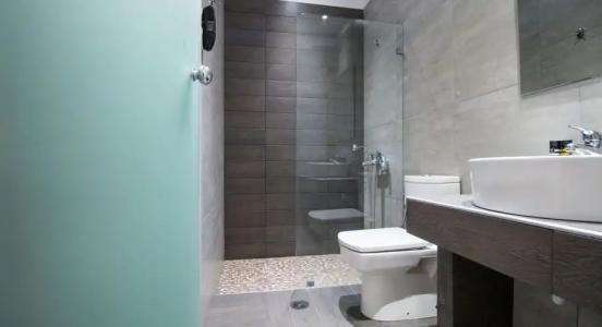 Polis of Naxos Boutique - 9