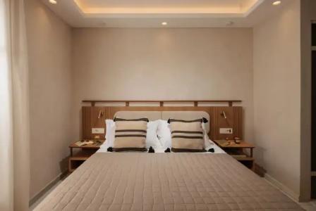 Polis of Naxos Boutique - 26