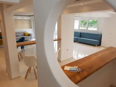 Polis of Naxos Boutique - 3