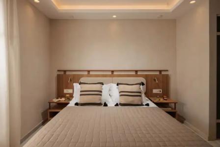 Polis of Naxos Boutique - 65