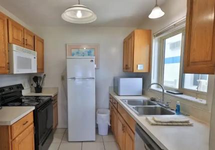 Driftwood Beach Motel - 172