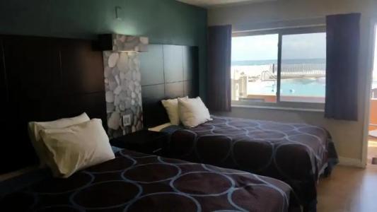 Driftwood Beach Motel - 120