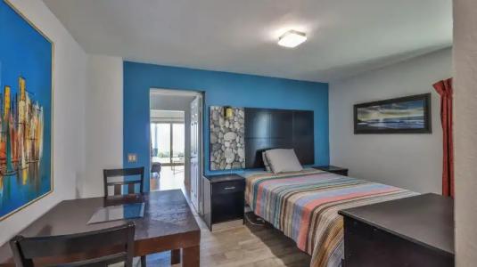 Driftwood Beach Motel - 148