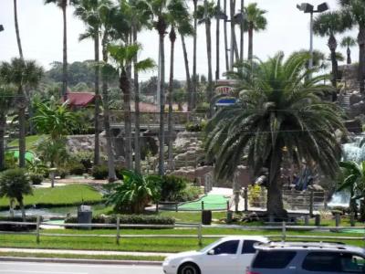 Driftwood Beach Motel - 18