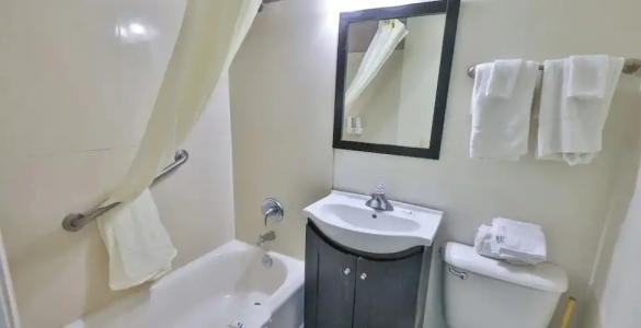 Driftwood Beach Motel - 187