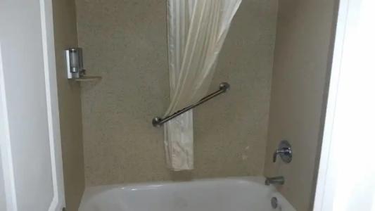 Driftwood Beach Motel - 8