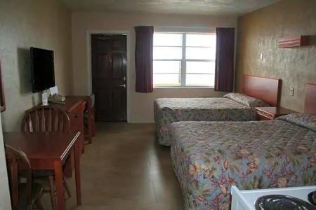 Driftwood Beach Motel - 107