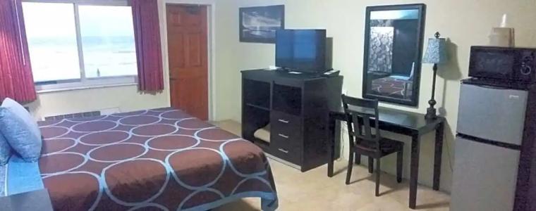 Driftwood Beach Motel - 123