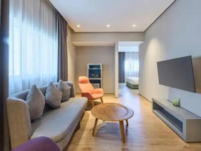 Ibis Styles Dubai Jumeira - 108