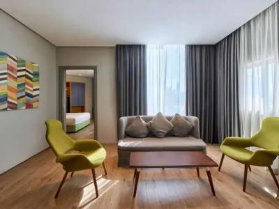 Ibis Styles Dubai Jumeira - 110