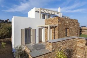 White Tinos Luxury Suites, Tinos Town