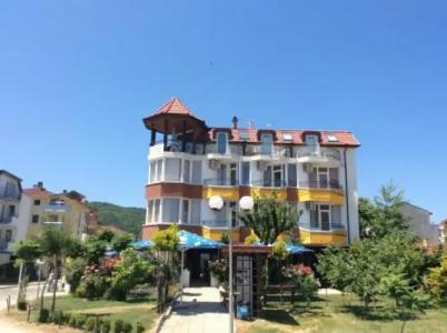 Sunny Island Obzor