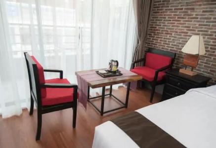 Vacation Boutique - 87