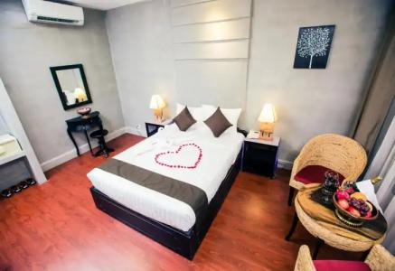 Vacation Boutique - 1