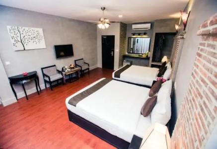 Vacation Boutique - 102