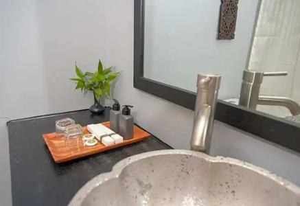 Vacation Boutique - 64