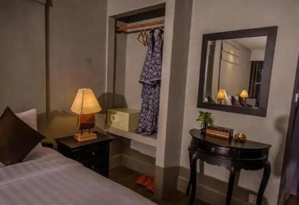 Vacation Boutique - 97