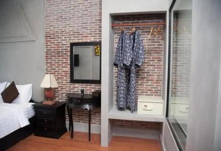 Vacation Boutique - 78