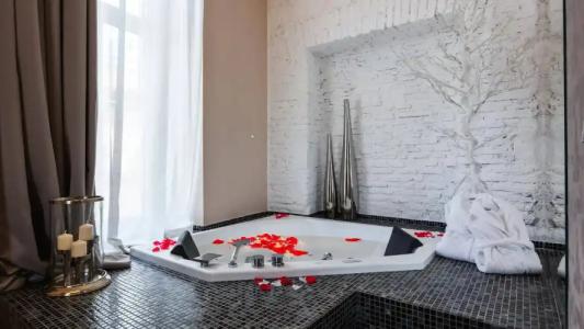 Dharma Style & Spa - 131