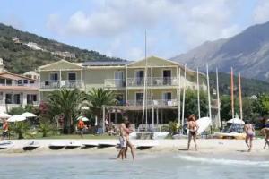 Cosmos Hotel, Vasiliki