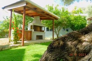 Vagelis Studios, Nydri