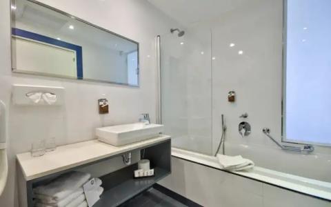 db Seabank Resort + Spa All Inclusive - 52