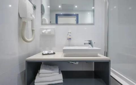 db Seabank Resort + Spa All Inclusive - 43