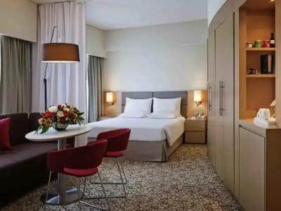 Novotel Suites Dubai Mall of the Emirates - 45