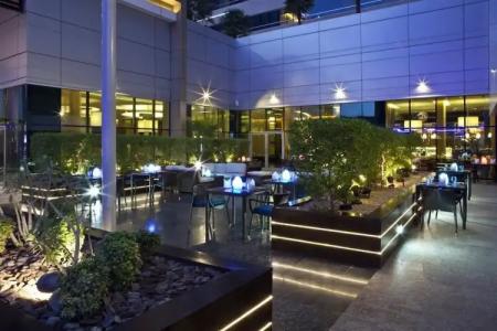 Novotel Suites Dubai Mall of the Emirates - 33