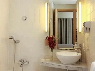 Novotel Suites Dubai Mall of the Emirates - 77