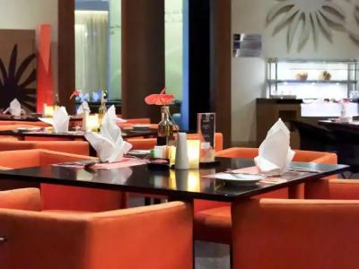 Novotel Suites Dubai Mall of the Emirates - 6