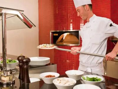 Novotel Suites Dubai Mall of the Emirates - 40