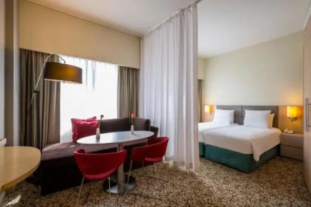 Novotel Suites Dubai Mall of the Emirates - 69