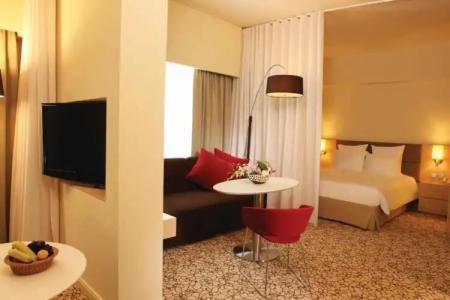 Novotel Suites Dubai Mall of the Emirates - 53